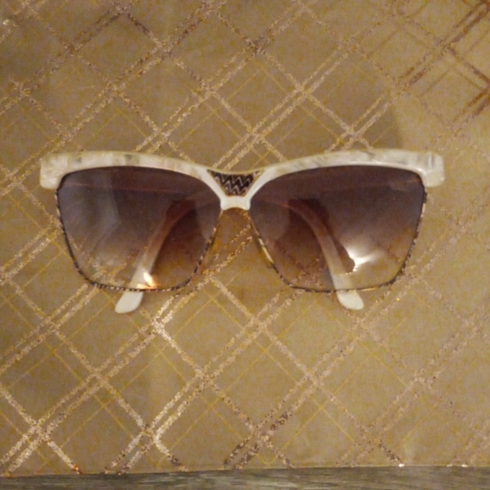 Vintage Laura Biagiotti sun glasses